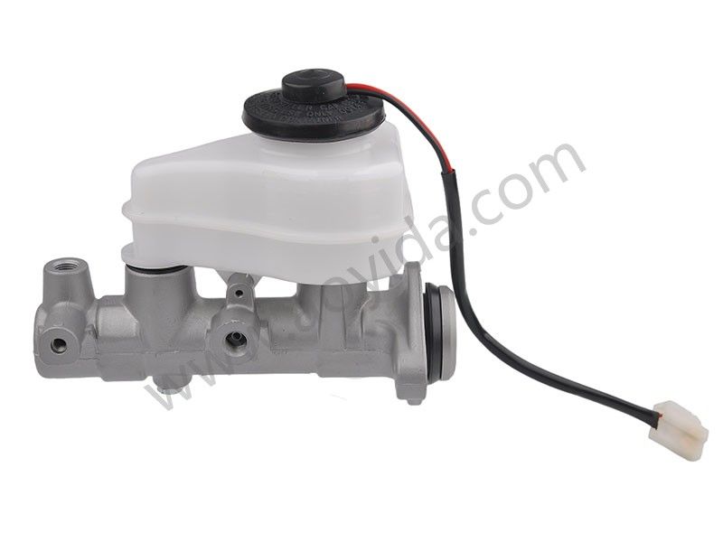 AD23003 Brake Master Cylinder product photo